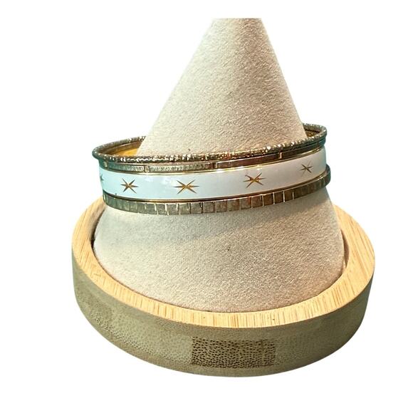 4 Gold Tone & White Enamel Bangle Bracelets Textured Stacking Set - Picture 1 of 6